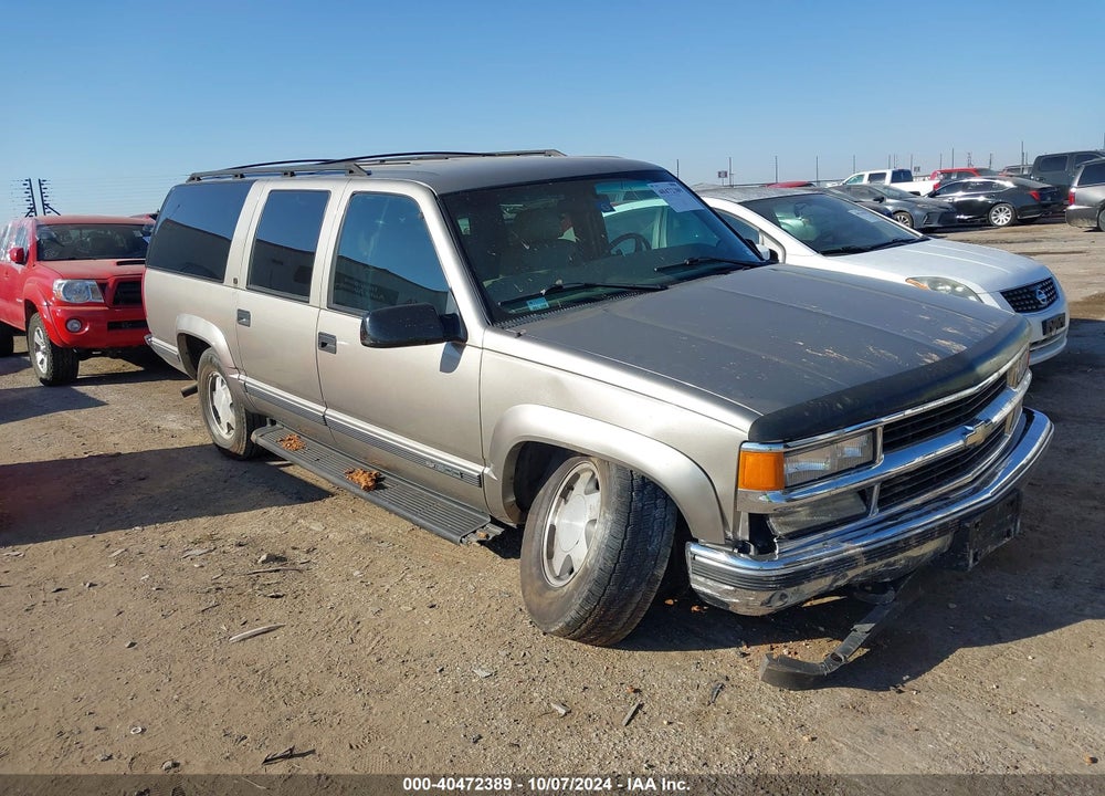 1999 CHEVROLET SUBURBAN 1500 LT VIN: 1GNFK16R4XJ569946