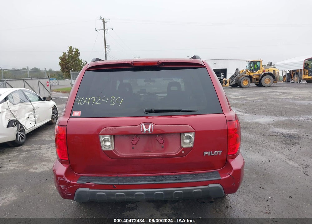 2005 HONDA PILOT EX VIN: 5FNYF18495B003566