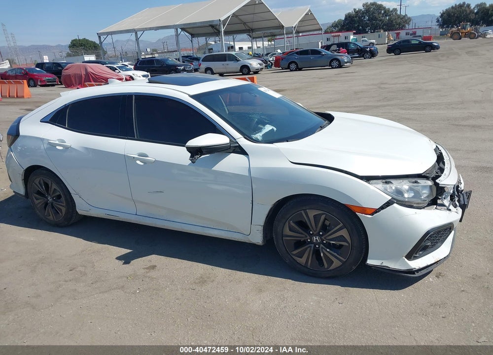 2018 HONDA CIVIC EX VIN: SHHFK7H52JU430417