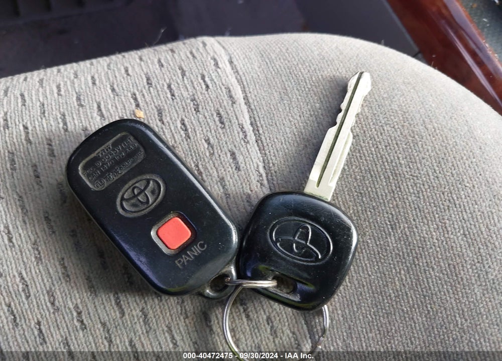 2002 TOYOTA CAMRY XLE VIN: JTDBE32K920071890