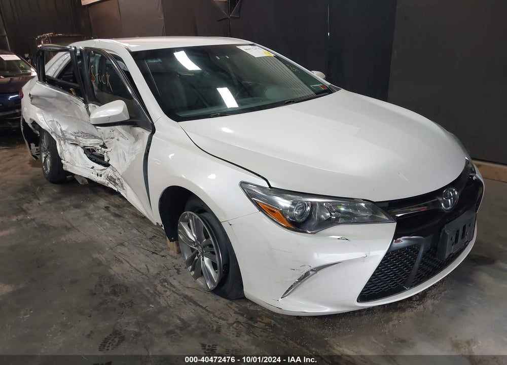 2017 TOYOTA CAMRY SE VIN: 4T1BF1FK8HU353530