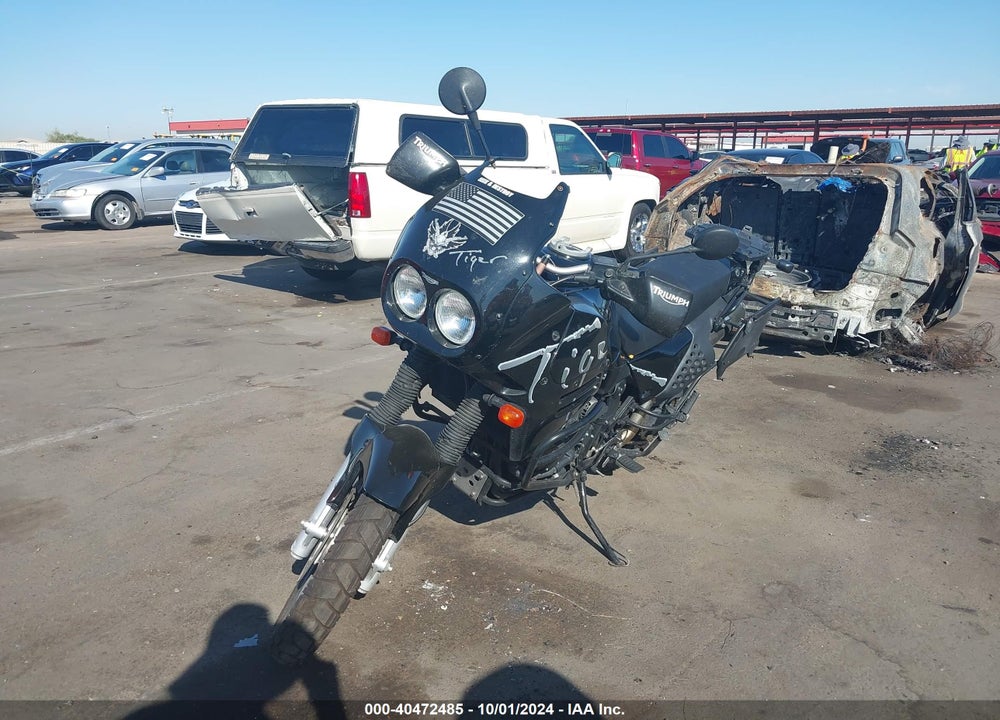 1995 TRIUMPH MOTORCYCLE TIGER VIN: SMT385DH7SJ018853