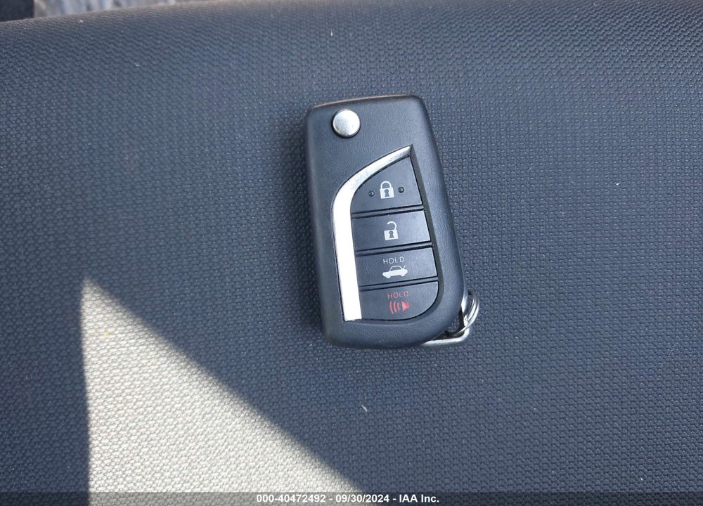 2022 TOYOTA COROLLA LE VIN: 5YFEPMAE0NP355380