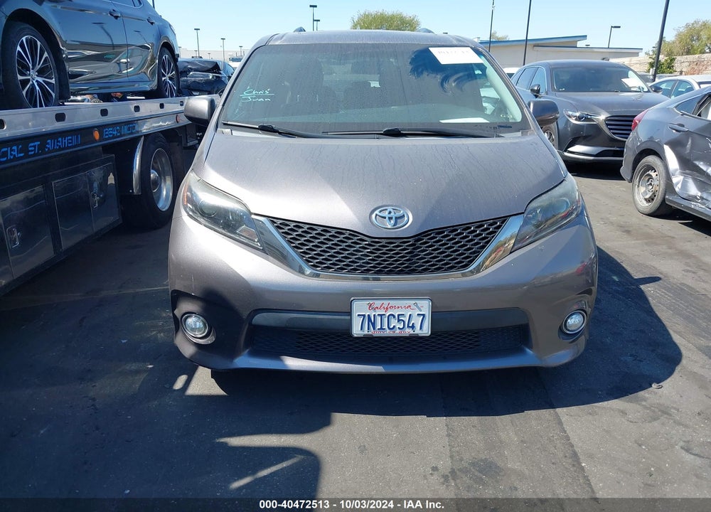 2015 TOYOTA SIENNA SE 8 PASSENGER VIN: 5TDXK3DC4FS642757