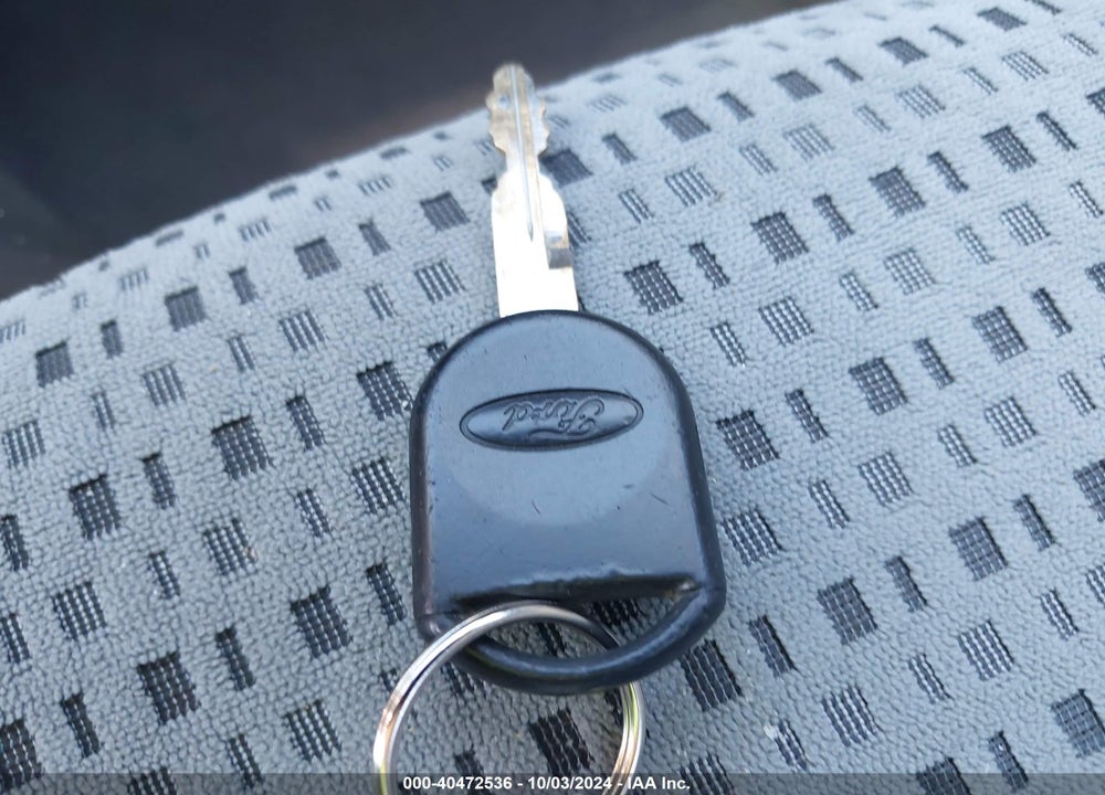 2007 FORD FOCUS S/SE/SES VIN: 1FAFP34N67W315394