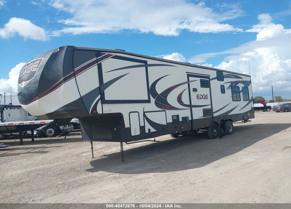 2016 HEARTLAND EDGE M-397 VIN: 5SFCG4433GE302770