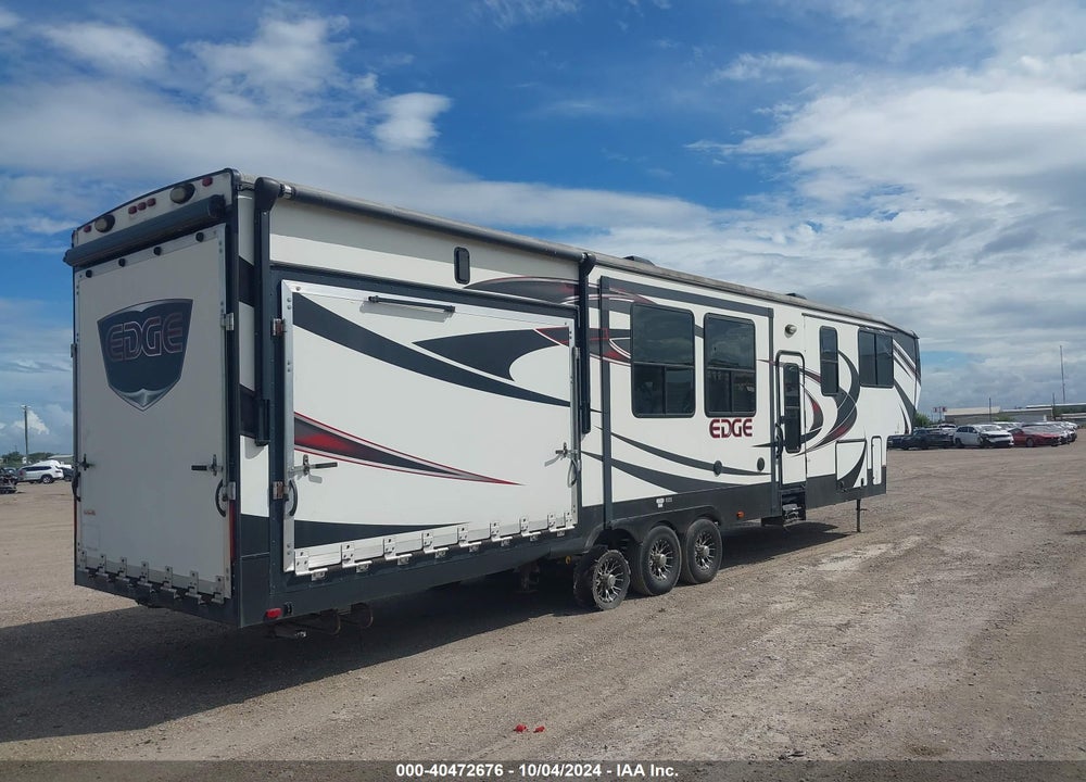 2016 HEARTLAND EDGE M-397 VIN: 5SFCG4433GE302770