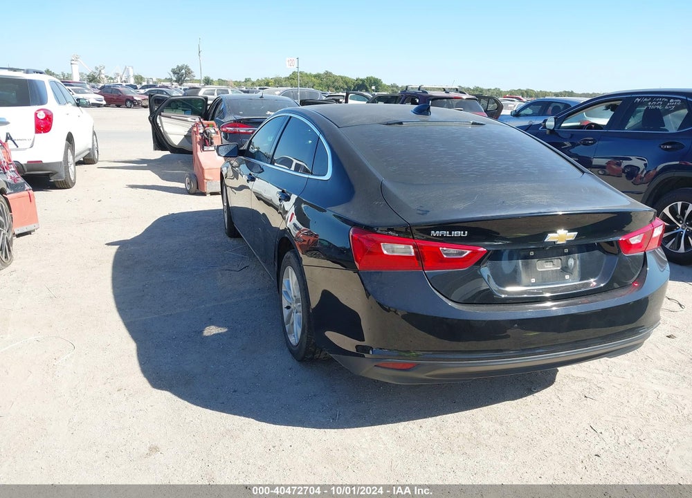 2018 CHEVROLET MALIBU LT VIN: 1G1ZD5ST1JF113057
