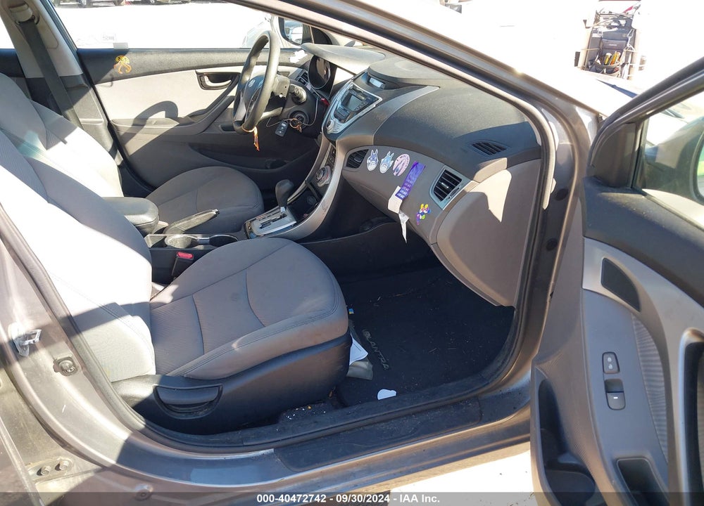 2012 HYUNDAI ELANTRA GLS VIN: 5NPDH4AE8CH146584