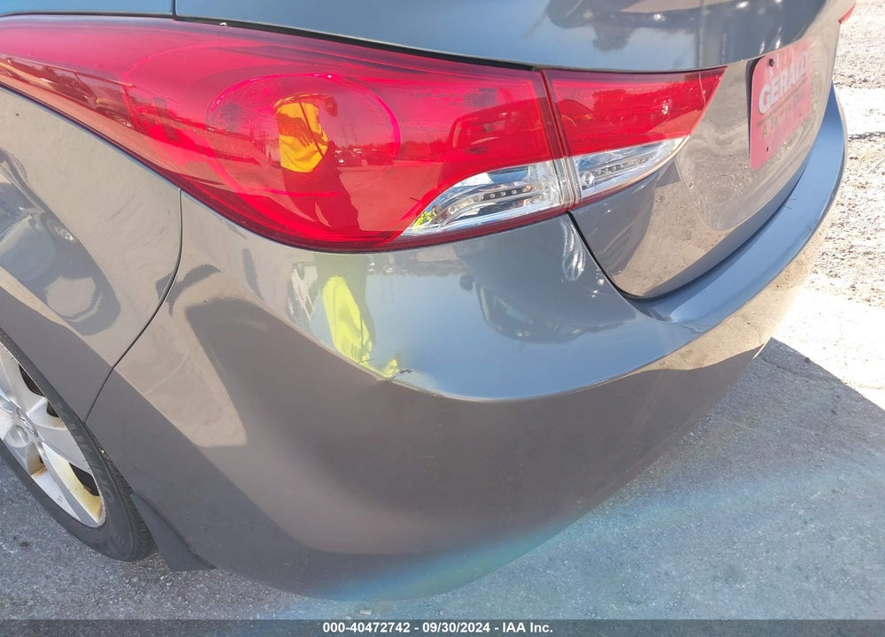 2012 HYUNDAI ELANTRA GLS VIN: 5NPDH4AE8CH146584