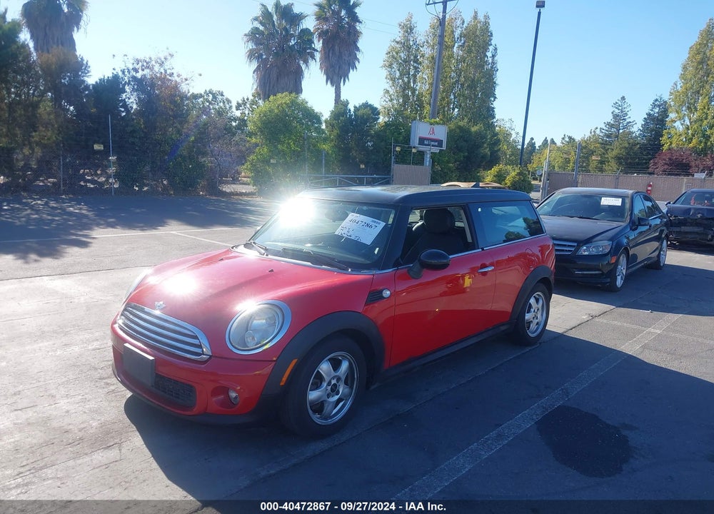 2011 MINI COOPER CLUBMAN VIN: WMWZF3C57BT188271