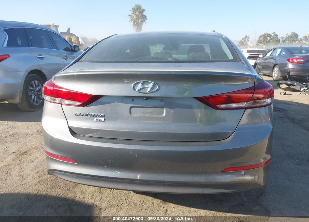 2018 HYUNDAI ELANTRA SE VIN: 5NPD74LF0JH303742