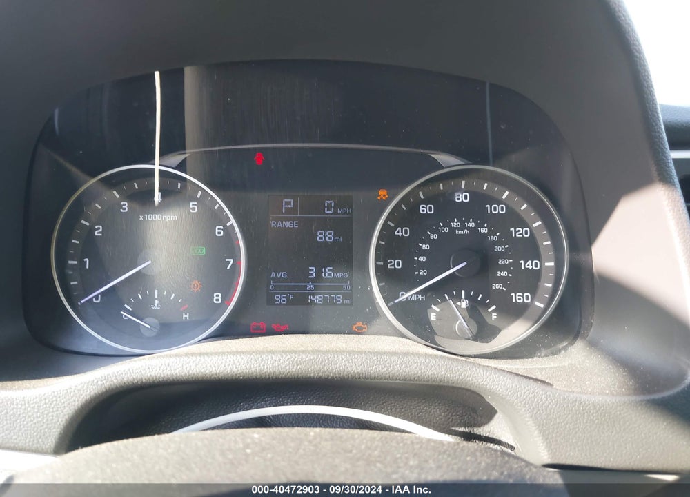 2018 HYUNDAI ELANTRA SE VIN: 5NPD74LF0JH303742