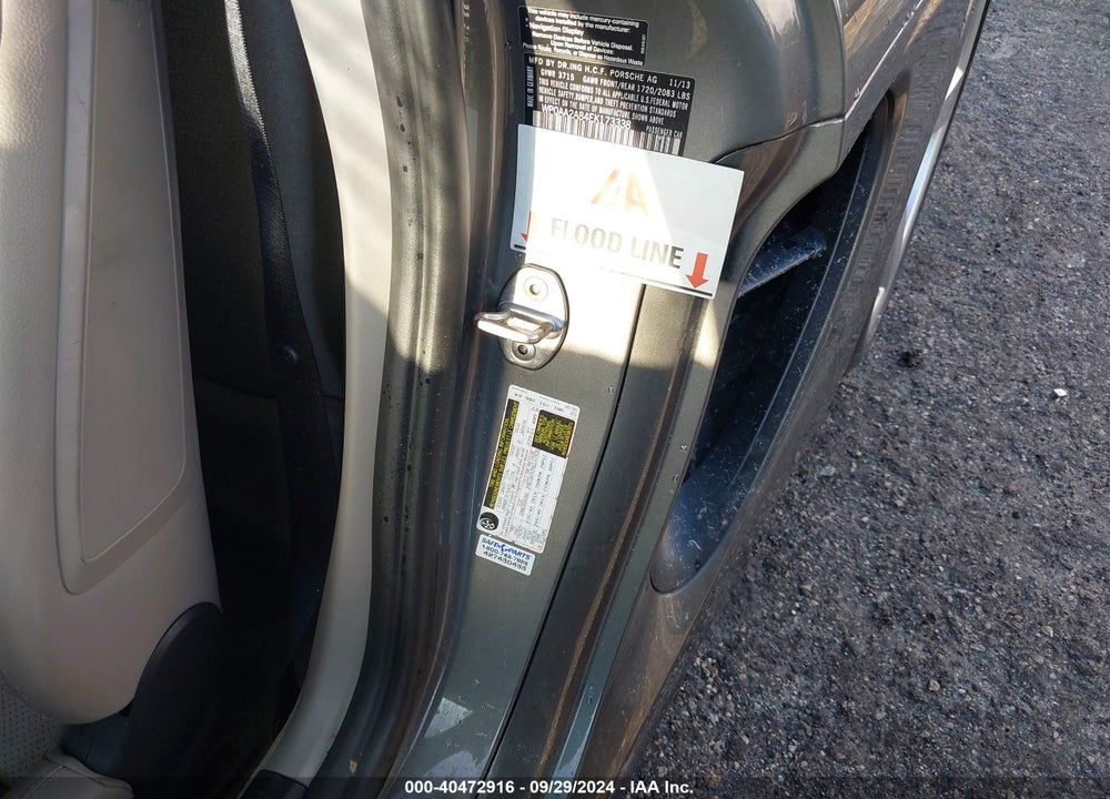 2014 PORSCHE CAYMAN VIN: WP0AA2A84EK173338