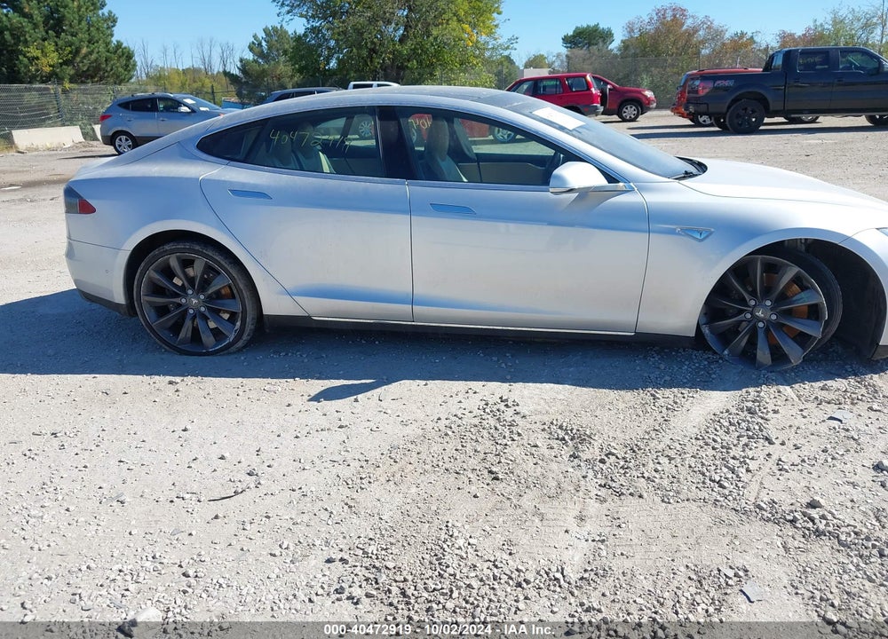 2015 TESLA MODEL S 70D/85D/P85D VIN: 5YJSA1H2XFFP74753