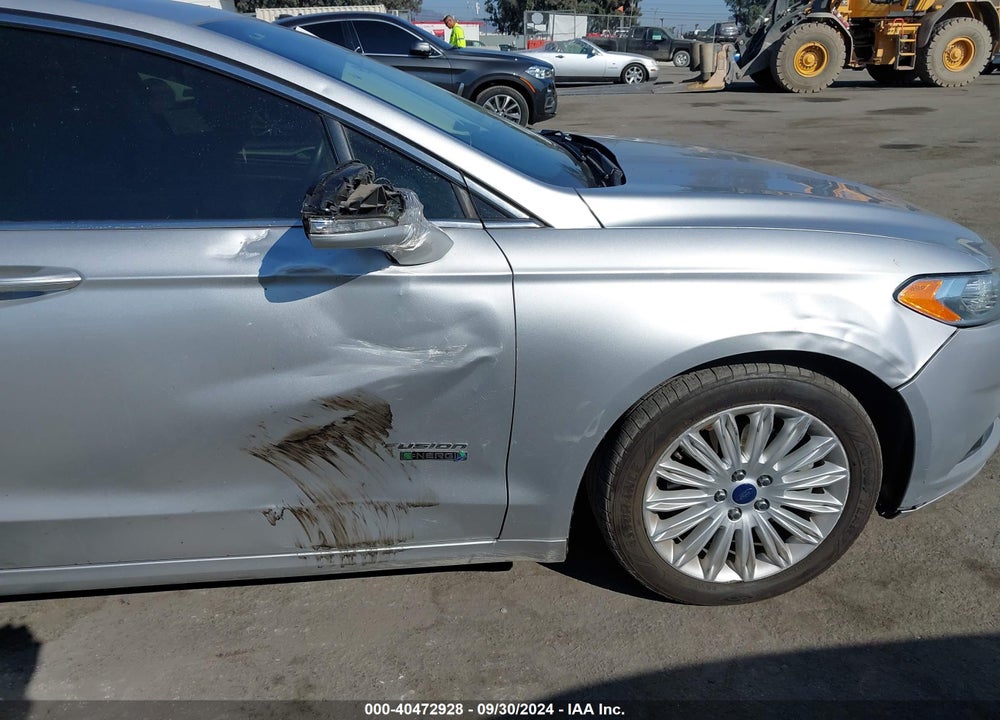 2016 FORD FUSION ENERGI SE LUXURY VIN: 3FA6P0PU1GR215479