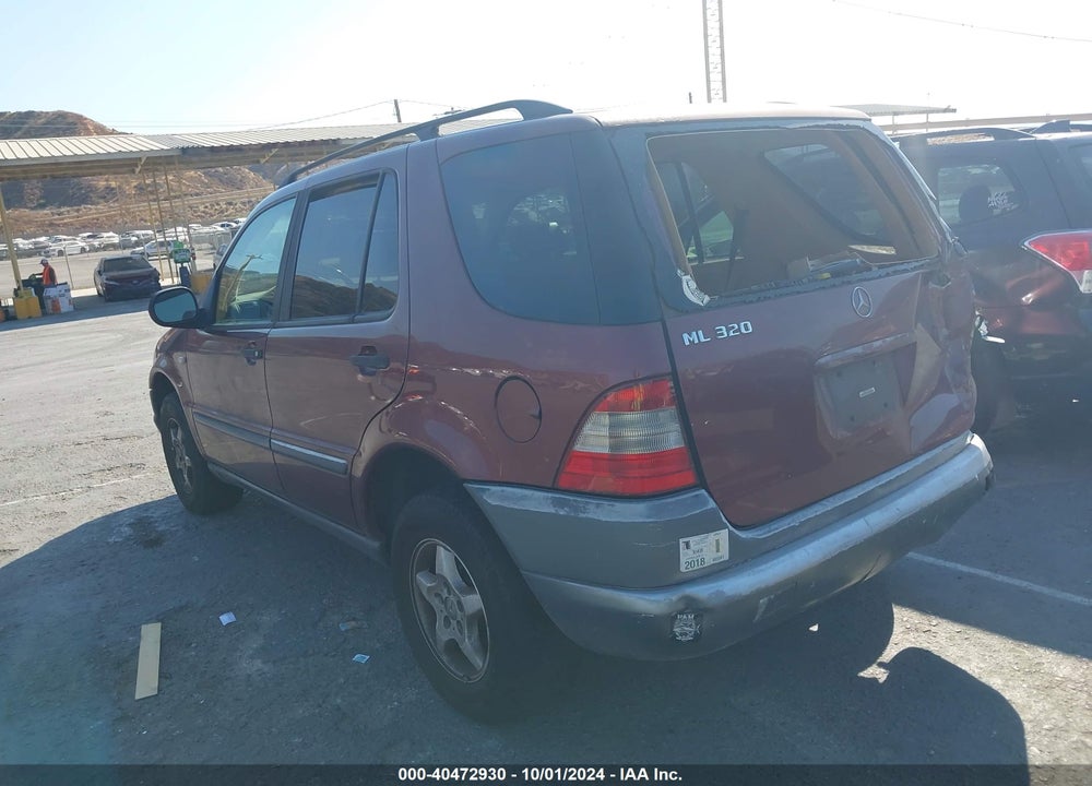 1999 MERCEDES-BENZ ML 320 VIN: 4JGAB54E7XA094668