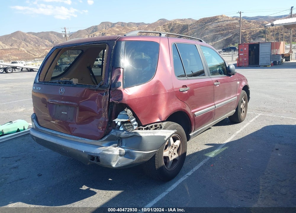 1999 MERCEDES-BENZ ML 320 VIN: 4JGAB54E7XA094668