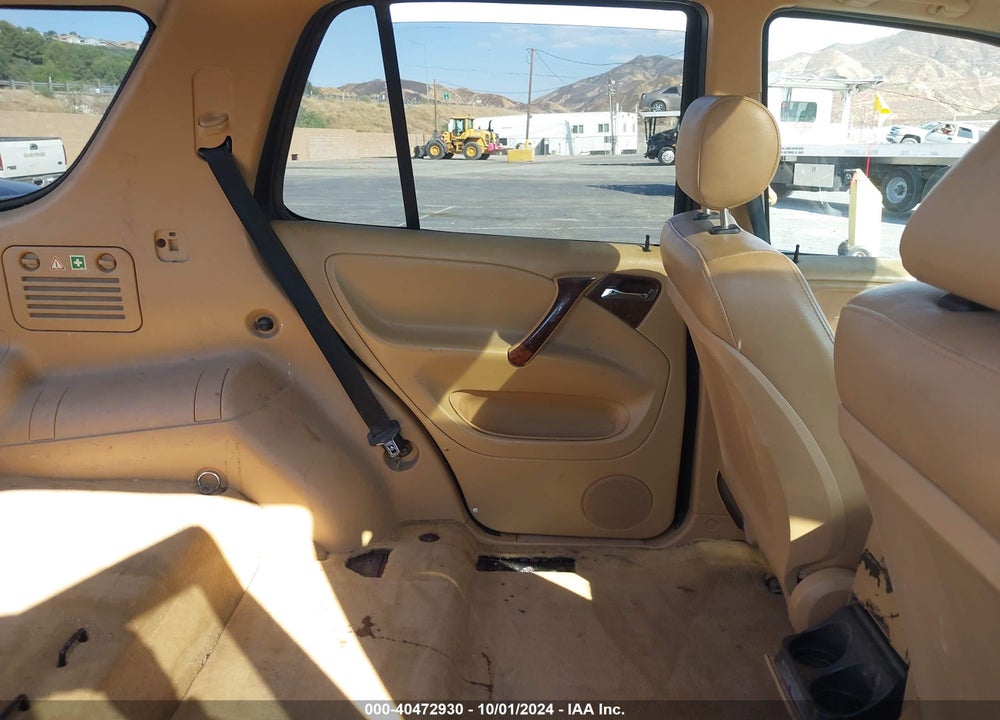 1999 MERCEDES-BENZ ML 320 VIN: 4JGAB54E7XA094668