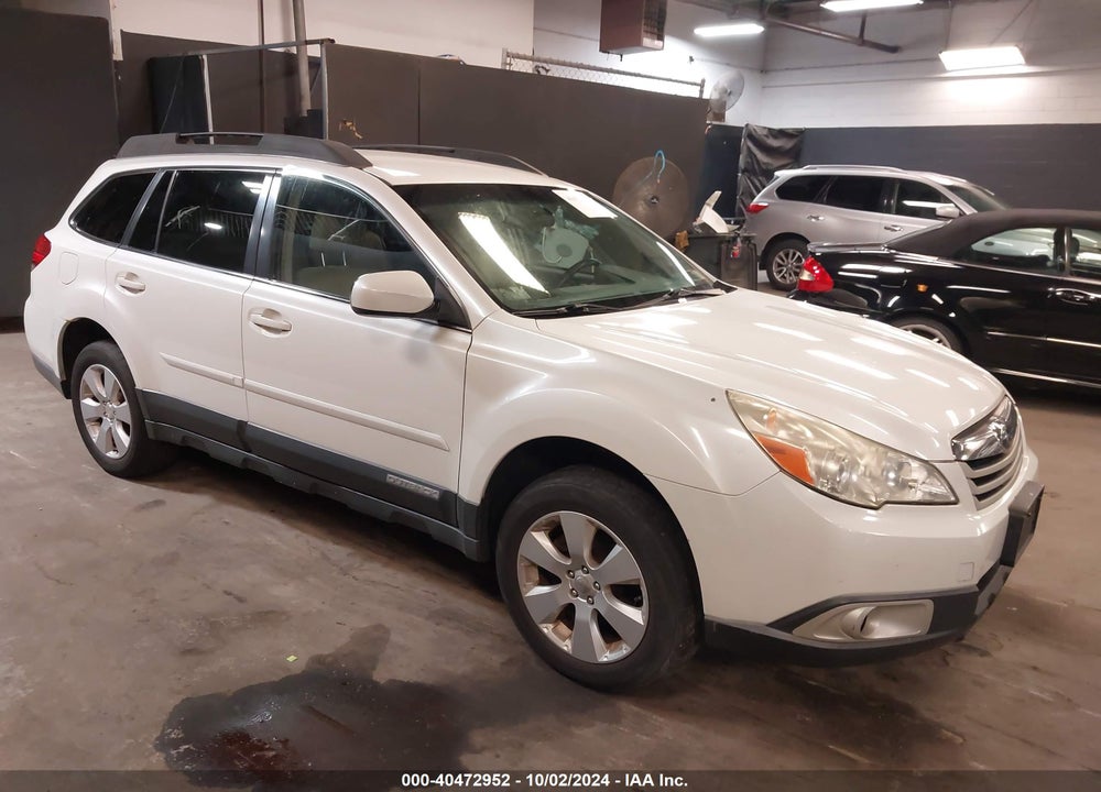 2011 SUBARU OUTBACK 2.5I PREMIUM VIN: 4S4BRBCC6B3382452