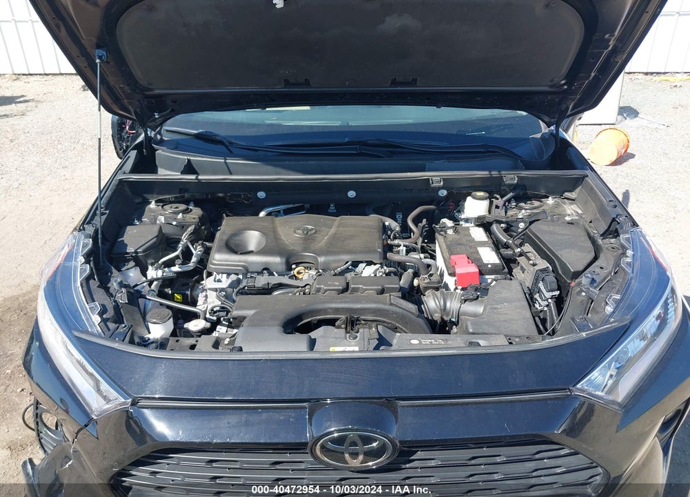 2021 TOYOTA RAV4 XLE VIN: 2T3P1RFVXMC233101