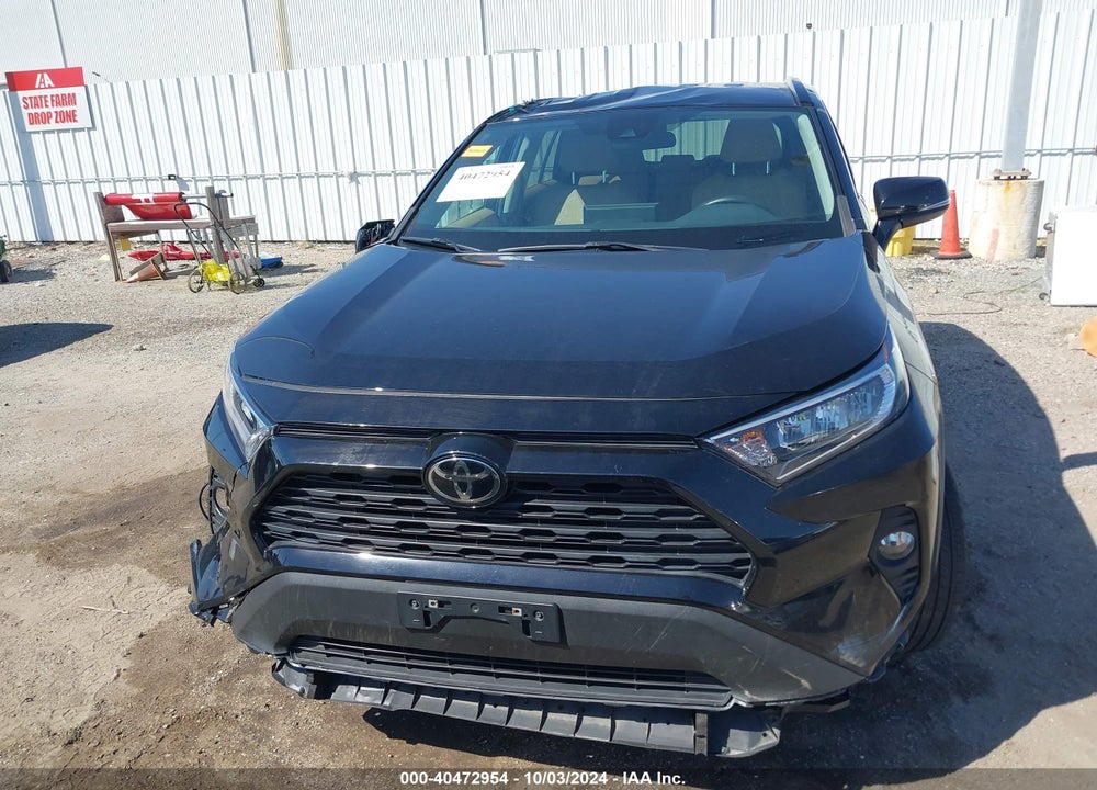 2021 TOYOTA RAV4 XLE VIN: 2T3P1RFVXMC233101