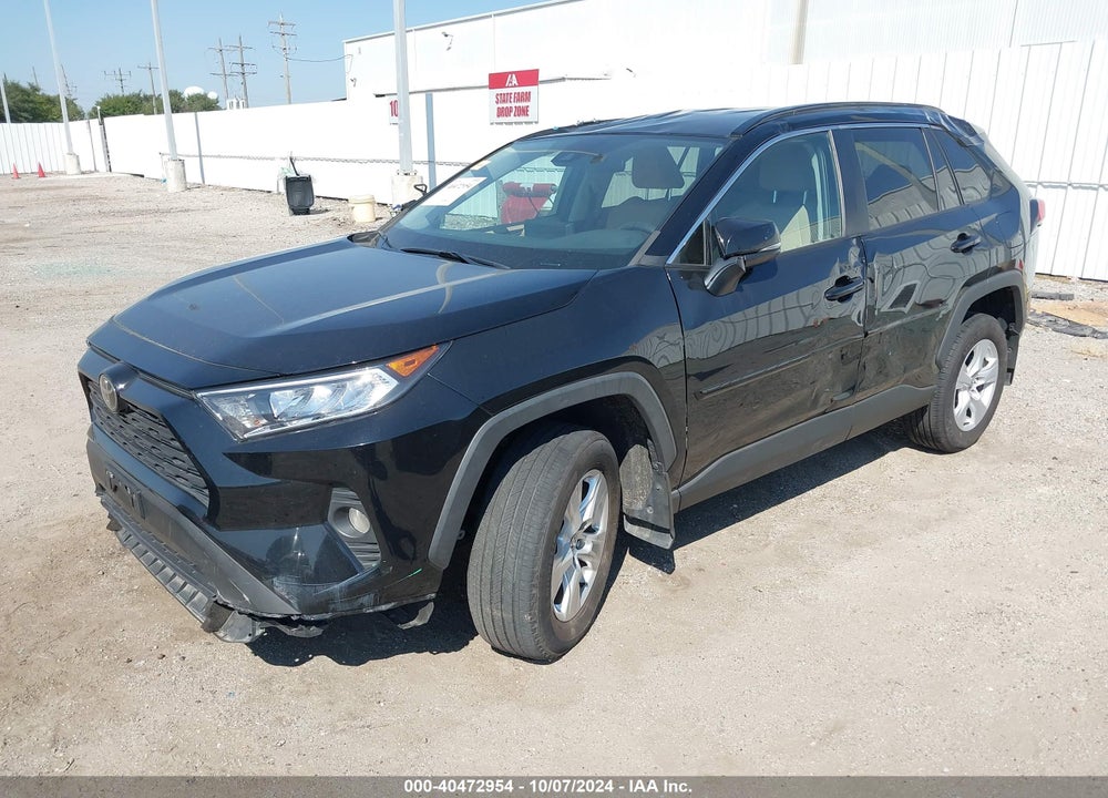 2021 TOYOTA RAV4 XLE VIN: 2T3P1RFVXMC233101