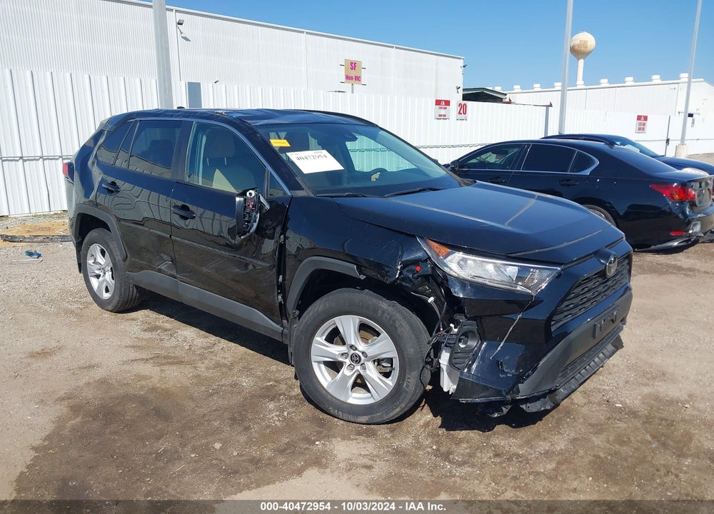 2021 TOYOTA RAV4 XLE VIN: 2T3P1RFVXMC233101