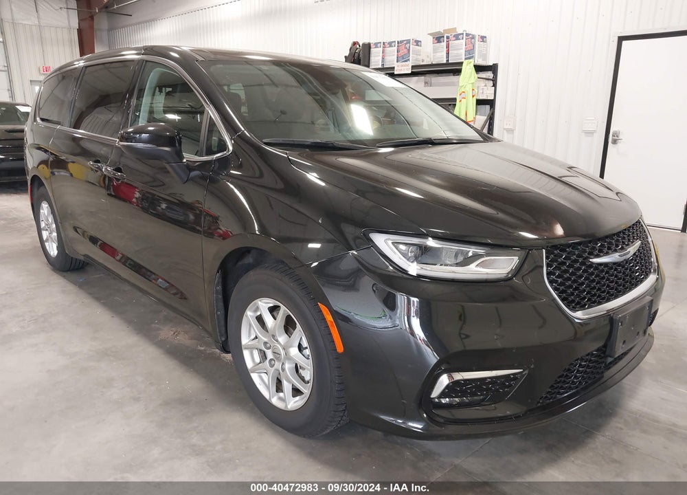 2023 CHRYSLER PACIFICA TOURING L VIN: 2C4RC1BG6PR624576
