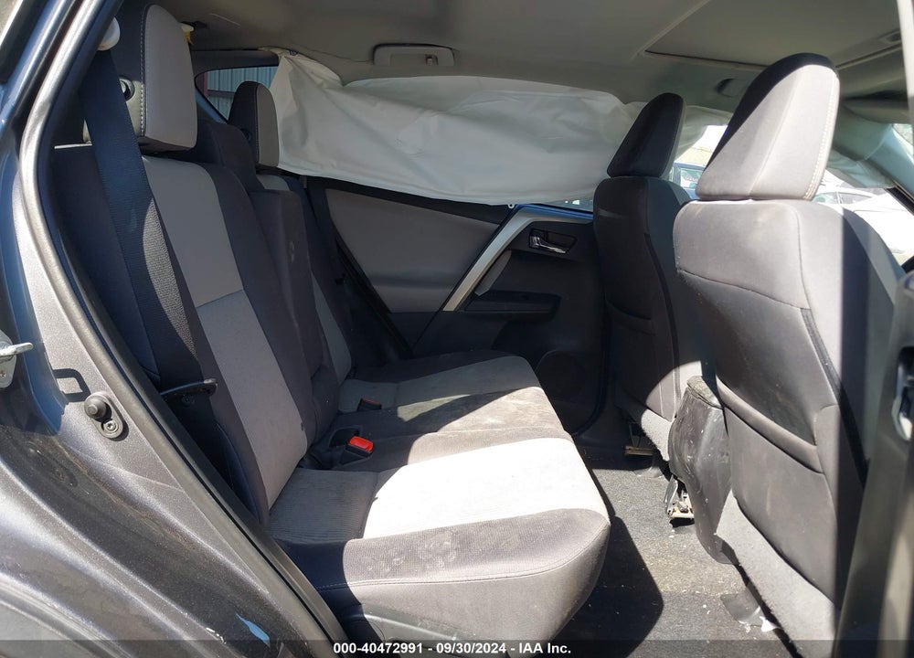 2015 TOYOTA RAV4 XLE VIN: 2T3RFREV2FW242386