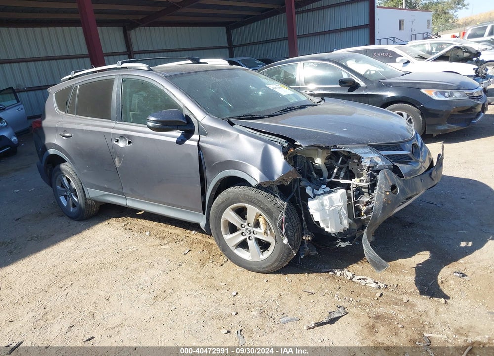 2015 TOYOTA RAV4 XLE VIN: 2T3RFREV2FW242386