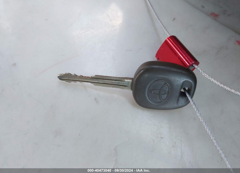2007 TOYOTA MATRIX/XR VIN: 2T1KR32EX7C634926