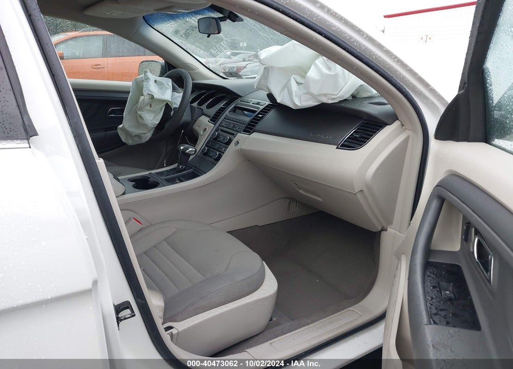 2010 FORD TAURUS SE VIN: 1FAHP2DW1AG151050