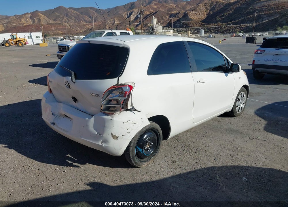 2008 TOYOTA YARIS VIN: JTDJT923085199895