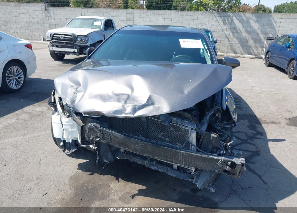 2017 TOYOTA CAMRY SE VIN: 4T1BF1FK5HU702255