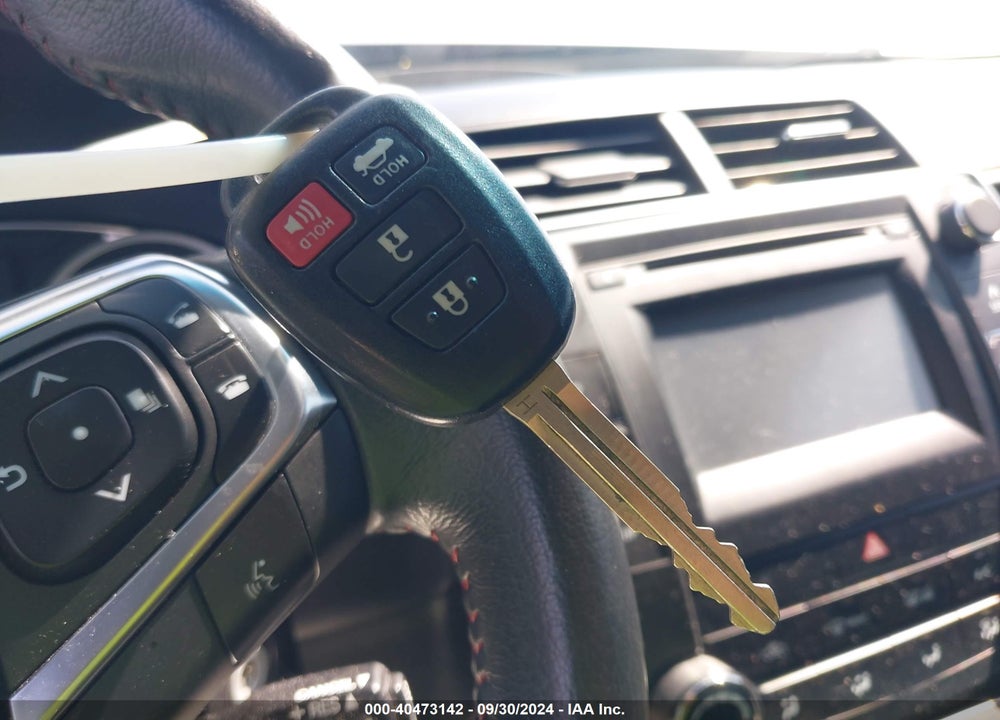 2017 TOYOTA CAMRY SE VIN: 4T1BF1FK5HU702255