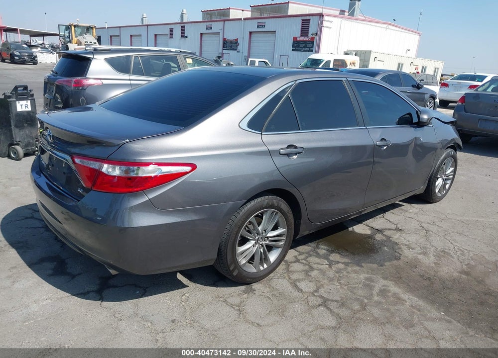 2017 TOYOTA CAMRY SE VIN: 4T1BF1FK5HU702255