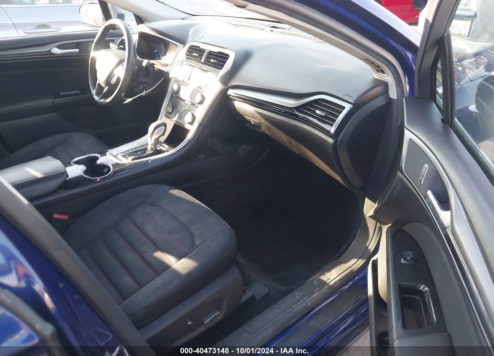 2015 FORD FUSION SE VIN: 3FA6P0H9XFR310244