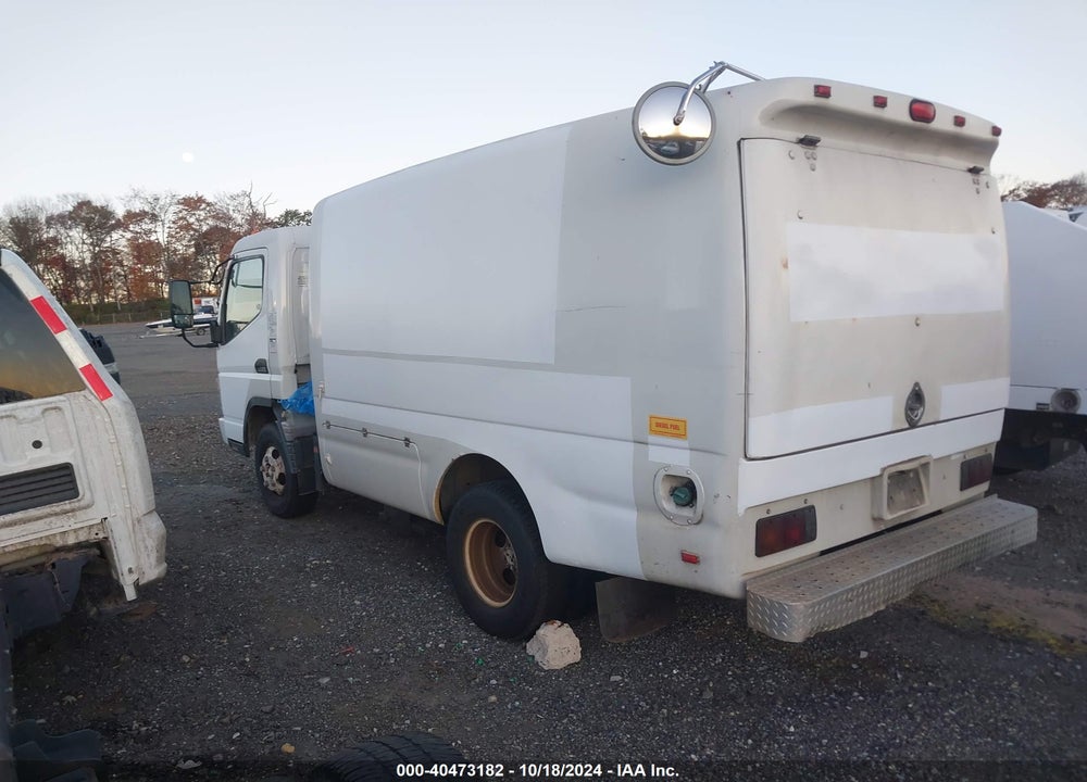 2007 STERLING TRUCK MITSUBISHI CHASSIS COE 40 VIN: JLSBBD1S27K017674