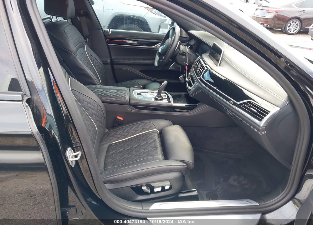 2022 BMW M760I XDRIVE VIN: WBA7U6C08NCH36868