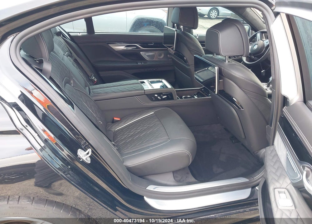 2022 BMW M760I XDRIVE VIN: WBA7U6C08NCH36868