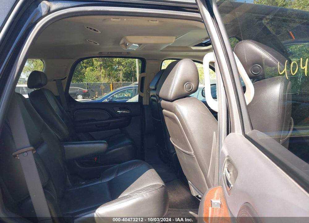 2008 CADILLAC ESCALADE STANDARD VIN: 1GYFK638X8R189847