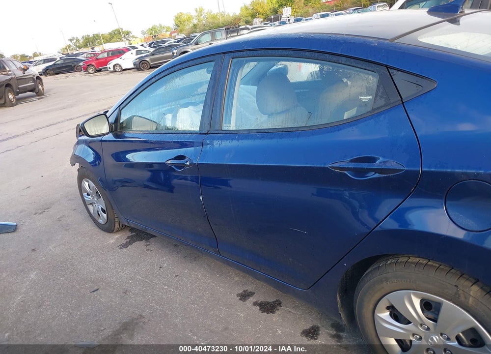 2016 HYUNDAI ELANTRA SE VIN: 5NPDH4AE2GH668925