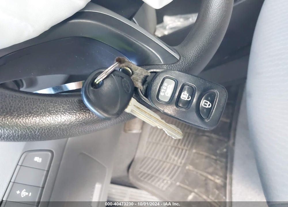 2016 HYUNDAI ELANTRA SE VIN: 5NPDH4AE2GH668925