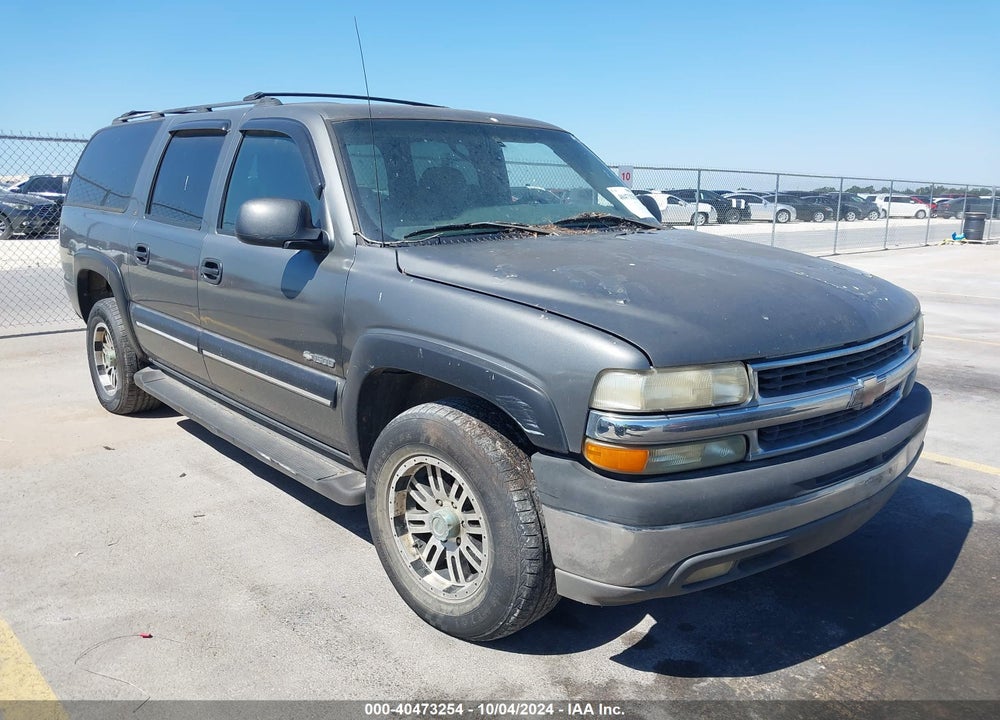 2001 CHEVROLET SUBURBAN 1500 LS VIN: 3GNEC16T21G125896