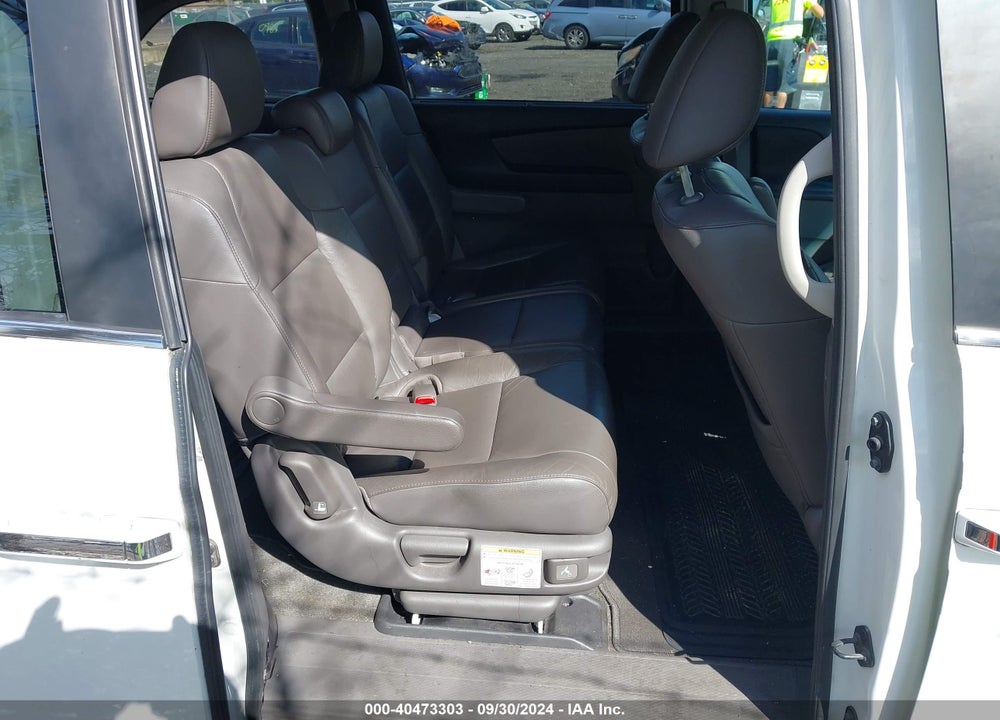 2012 HONDA ODYSSEY EX-L VIN: 5FNRL5H69CB063690