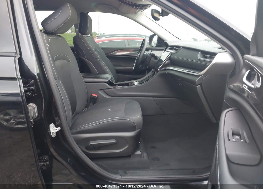 2022 JEEP GRAND CHEROKEE LAREDO 4X2 VIN: 1C4RJGAG4N8574683