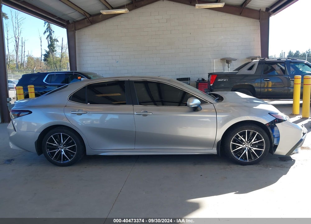 2022 TOYOTA CAMRY SE HYBRID VIN: 4T1S31AK8NU588523