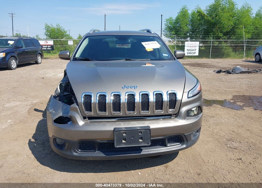 2017 JEEP CHEROKEE LATITUDE FWD VIN: 1C4PJLCB3HW650086