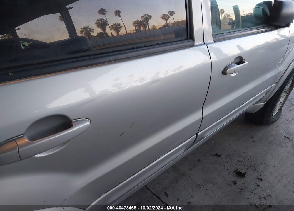2007 FORD ESCAPE LIMITED VIN: 1FMCU94107KA01720